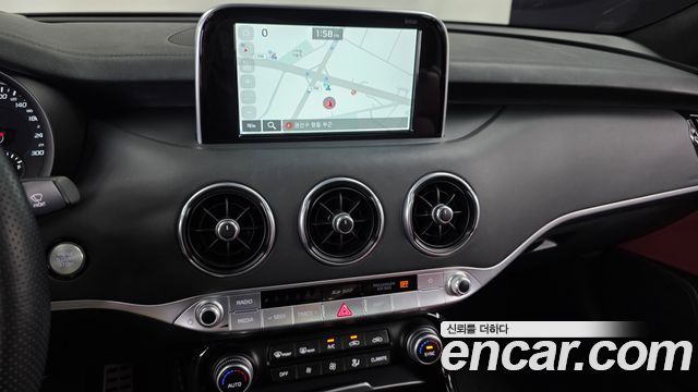 Kia Stinger 3.3 Turbo AWD GT 2018 — фото 14