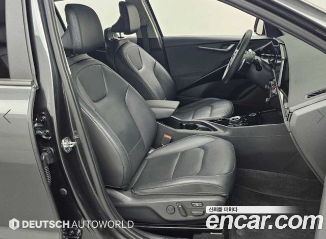 Kia Niro Signature 2022 — фото 10