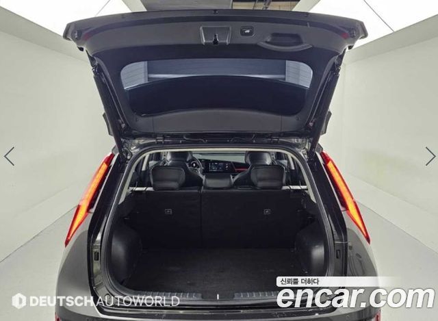 Kia Niro Signature 2022 — фото 23