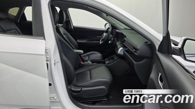 Hyundai Kona (SX2) Gasoline 1.6 Turbo 2WD Premium 2023 — фото 11