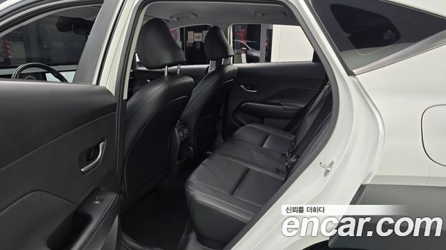 Hyundai Kona (SX2) Gasoline 1.6 Turbo 2WD Premium 2023 — фото 12