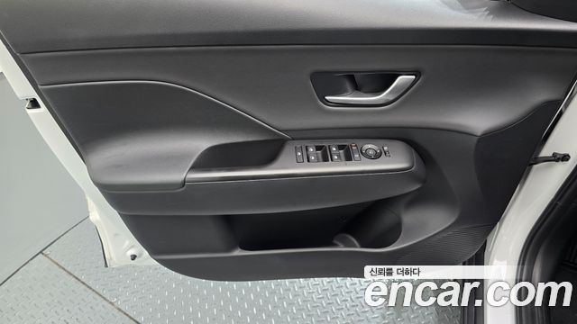 Hyundai Kona (SX2) Gasoline 1.6 Turbo 2WD Premium 2023 — фото 24