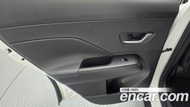 Hyundai Kona (SX2) Gasoline 1.6 Turbo 2WD Premium 2023 — фото 25