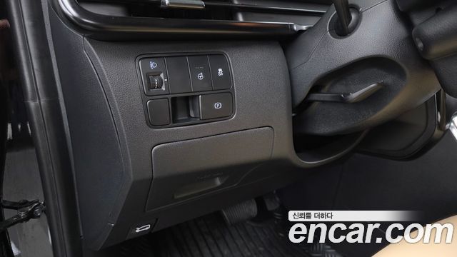 Hyundai Staria L3.5 Cargo 3-Seater Modern 2026 — фото 18
