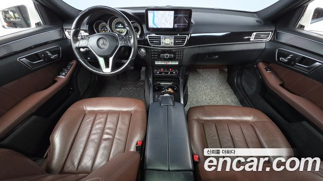 Mercedes-Benz E-Class (W212) E250 BlueTec 4MATIC AV 2015 — фото 7