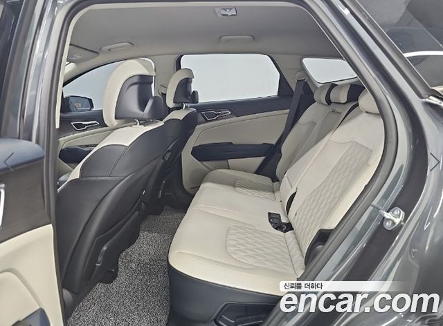 Kia Sportage Hybrid (V) Signature Gravity 2WD 2023 — фото 16