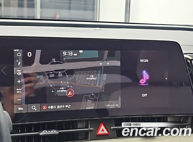 Kia Sportage Hybrid (V) Signature Gravity 2WD 2023 — фото 19