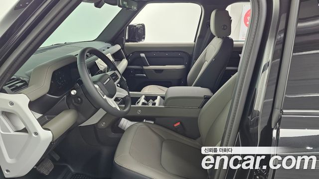 Land Rover Defender (L663) 110 D250 X-Dynamic SE 2026 — фото 3
