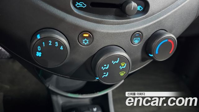 Chevrolet Spark LS Star 2012 — фото 30