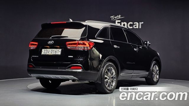 Kia Sorento Diesel 2.0 2WD Noblesse 2017 — фото 2