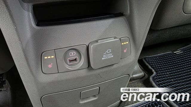 Kia Carnival 9-seater Noblesse 2017 — фото 23