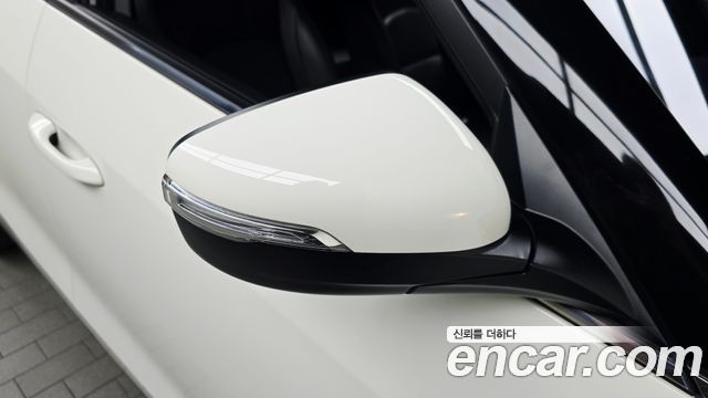 KG Mobility (SsangYong) Tivoli Air Diesel IX 2WD 2019 — фото 30