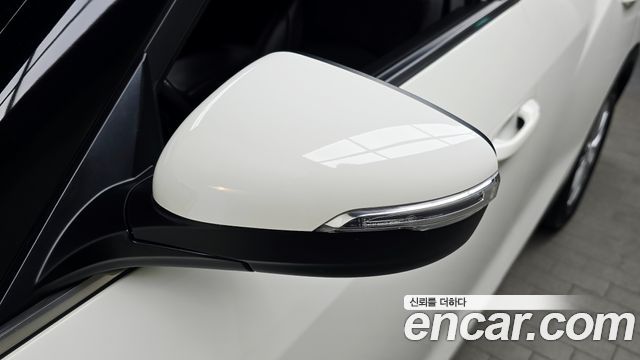 KG Mobility (SsangYong) Tivoli Air Diesel IX 2WD 2019 — фото 31