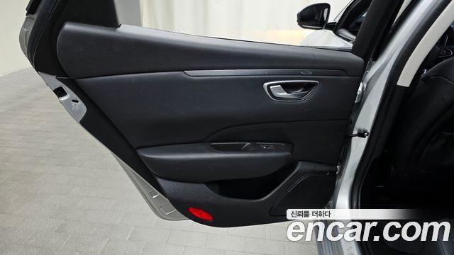 Renault Korea SM6 2.0 GDe SE 2017 — фото 25