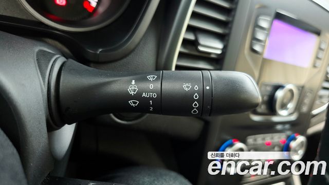 Renault Korea SM6 2.0 GDe SE 2017 — фото 29