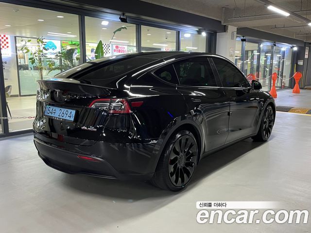 Tesla Model Y Performance AWD 2021 — фото 4