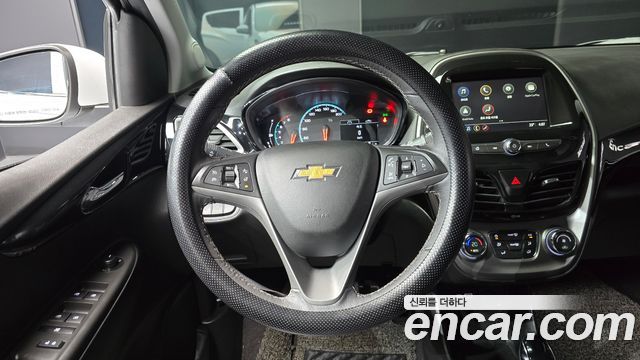 Chevrolet Spark Premier 2022 — фото 12