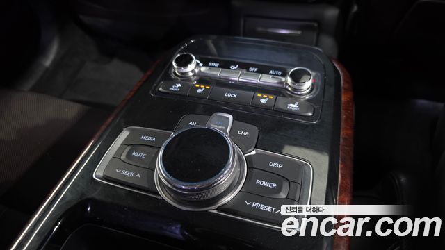 Genesis EQ900 3.8 GDI AWD Premium Luxury 2016 — фото 19