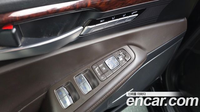 Genesis EQ900 3.8 GDI AWD Premium Luxury 2016 — фото 34