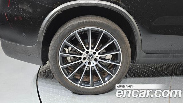 Mercedes-Benz GLC-Class (X253) GLC300 4MATIC AMG Line Coupe 2019 — фото 5