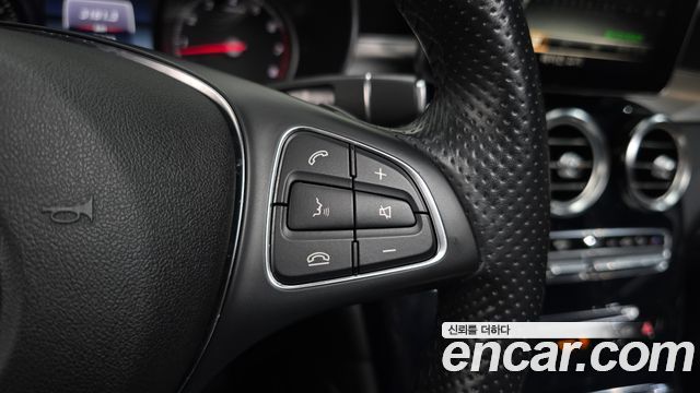 Mercedes-Benz GLC-Class (X253) GLC300 4MATIC AMG Line Coupe 2019 — фото 20
