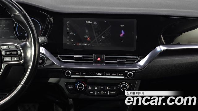 Kia Niro Plus Air 2023 — фото 14