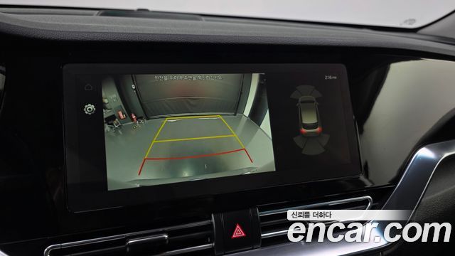 Kia Niro Plus Air 2023 — фото 15