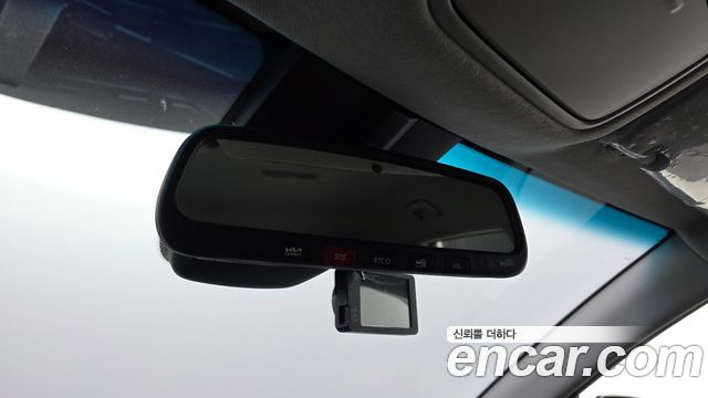 Kia Niro Plus Air 2023 — фото 18