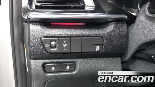 Kia Niro Plus Air 2023 — фото 19