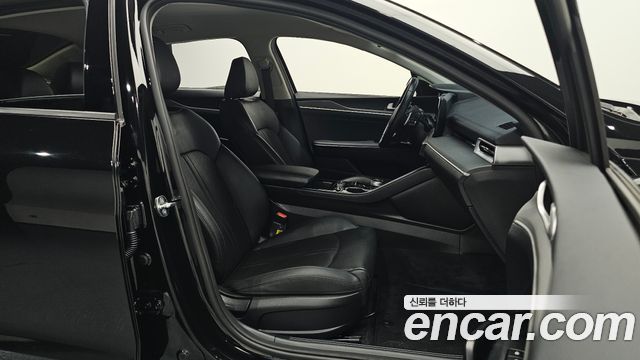Kia K5 (III) 2.0 Prestige 2023 — фото 10