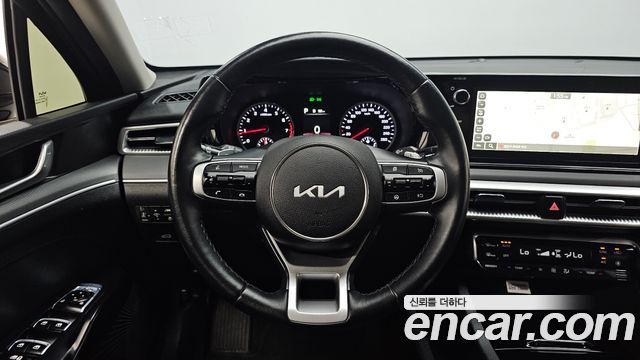 Kia K5 (III) 2.0 Prestige 2023 — фото 13