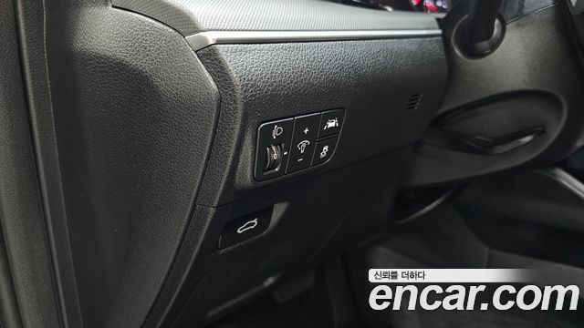 Kia K5 (III) 2.0 Prestige 2023 — фото 17