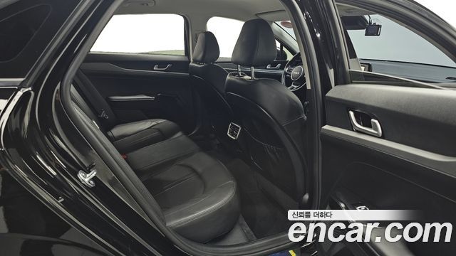 Kia K5 (III) 2.0 Prestige 2023 — фото 26