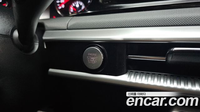 Kia K5 (III) 2.0 Prestige 2023 — фото 27