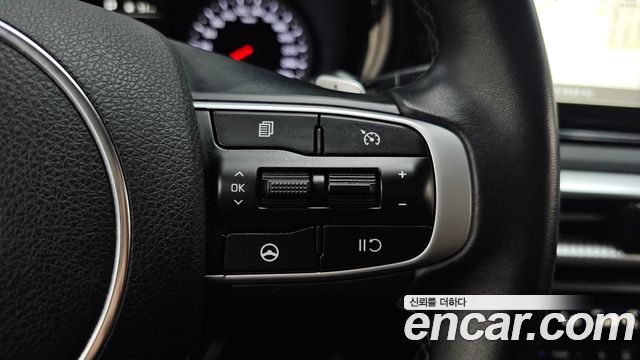 Kia K5 (III) 2.0 Prestige 2023 — фото 28