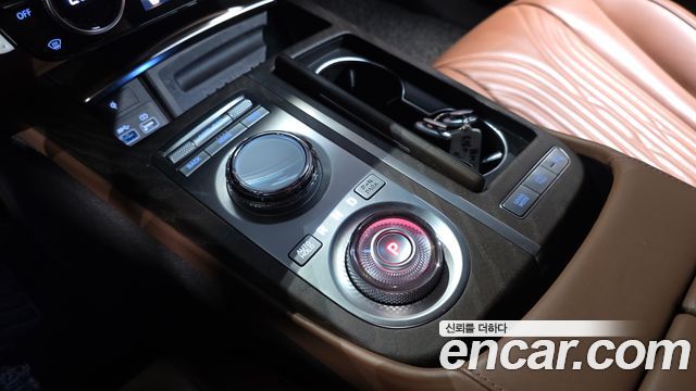 Genesis G80 (RG3) Gasoline 2.5 Turbo AWD 2024 — фото 9