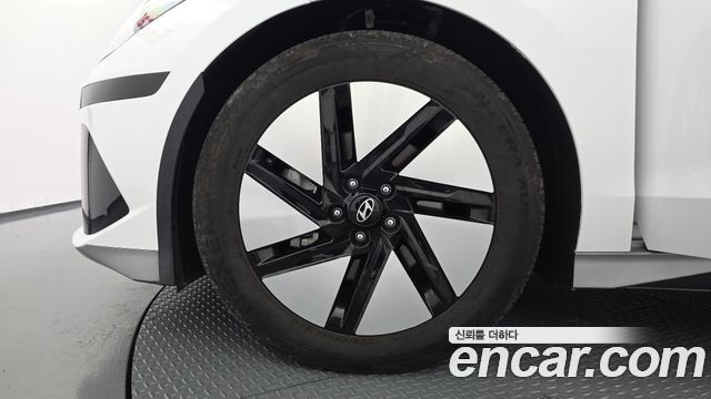 Hyundai Ioniq 6 Long Range Exclusive + 2025 — фото 5