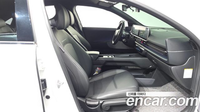Hyundai Ioniq 6 Long Range Exclusive + 2025 — фото 11
