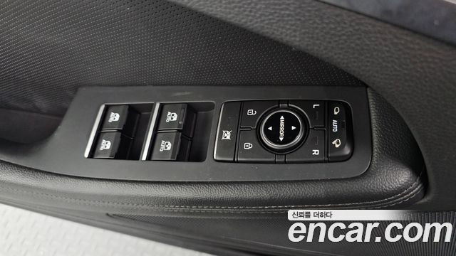 Genesis G80 2.2D Premium Luxury 2018 — фото 15