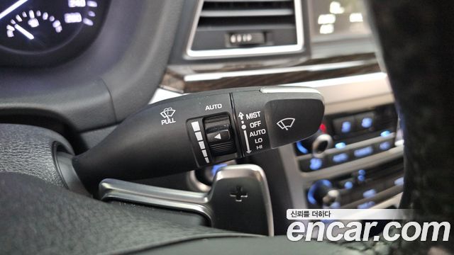 Genesis G80 2.2D Premium Luxury 2018 — фото 27