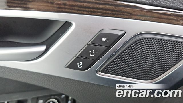 Genesis G80 2.2D Premium Luxury 2018 — фото 29