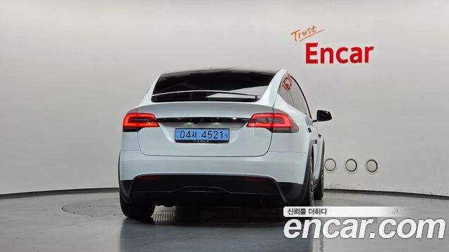 Tesla Model X Long Range 2025 — фото 4