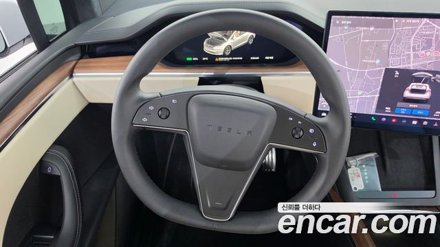 Tesla Model X Long Range 2025 — фото 13