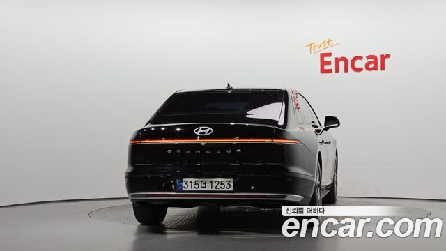 Hyundai Grandeur Hybrid (GN7) Premium 2023 — фото 4