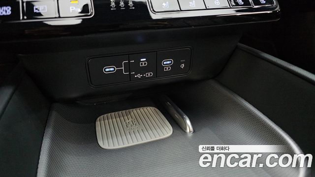 Hyundai Grandeur Hybrid (GN7) Premium 2023 — фото 29