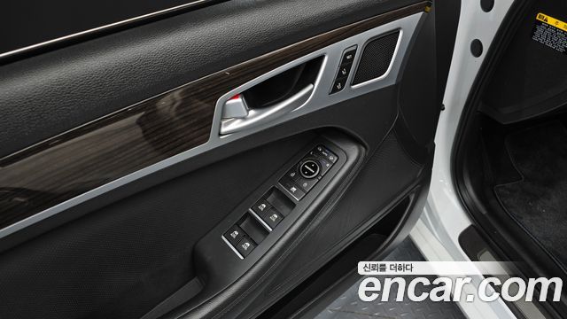 Genesis G80 3.3 GDI AWD Luxury 2020 — фото 20