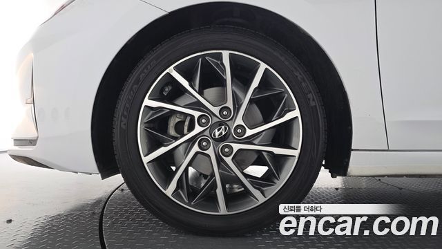Hyundai Avante (AD) 1.6 Style 2019 — фото 5