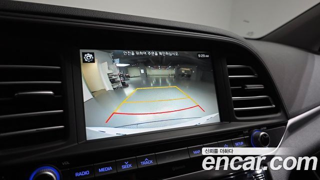 Hyundai Avante (AD) 1.6 Style 2019 — фото 15