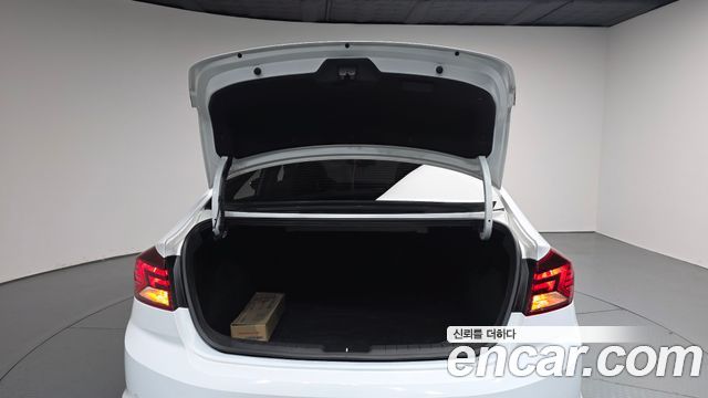 Hyundai Avante (AD) 1.6 Style 2019 — фото 20