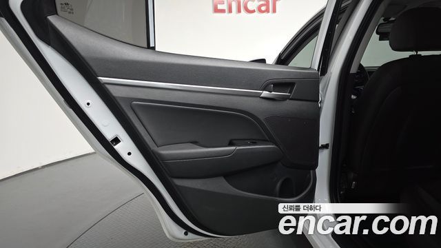 Hyundai Avante (AD) 1.6 Style 2019 — фото 25
